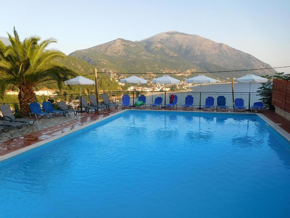 Hotel Oceanis Порос Екстер'єр фото